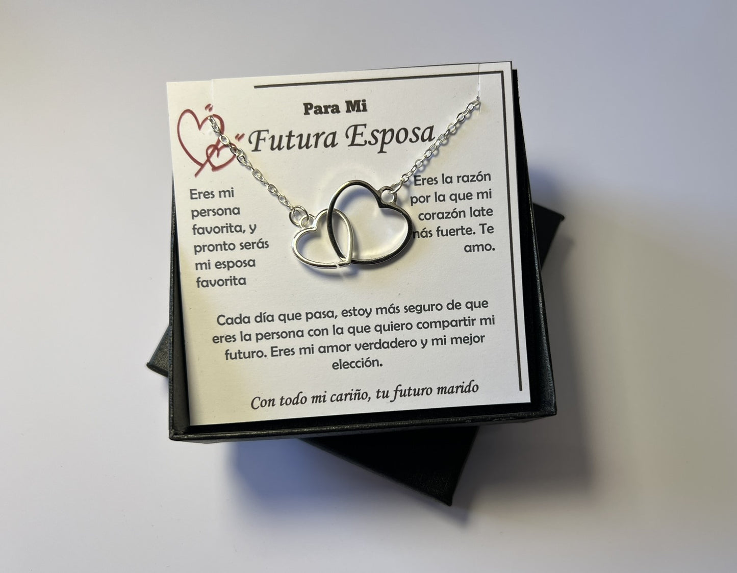 collar de dos dijes de corazones plateados, ideal para regalar en el día de las madres- COD: J012