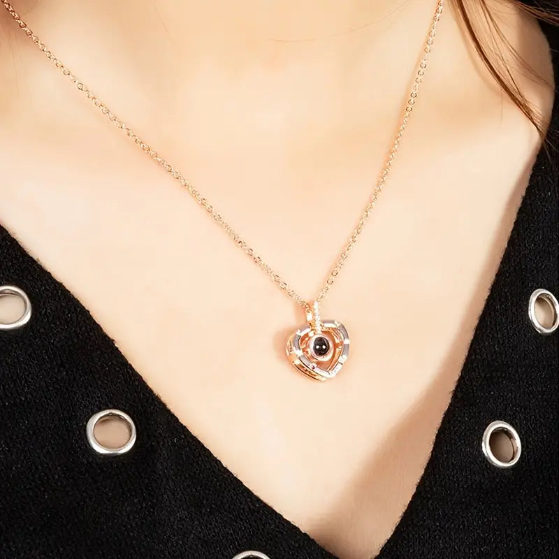 Collar De Proyección 100 Idiomas Te Amo Colgante- COD: J005